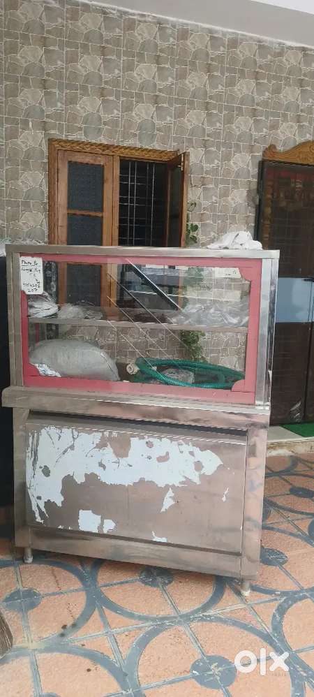 Tiffin Centre Display