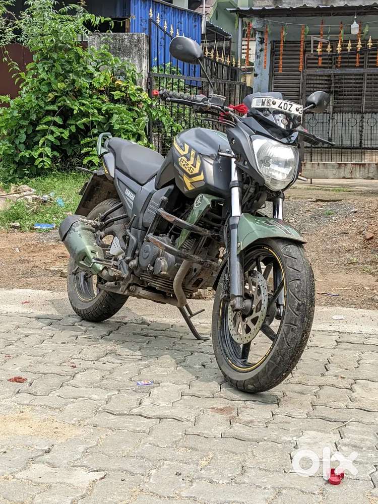 Yamaha FZS V1