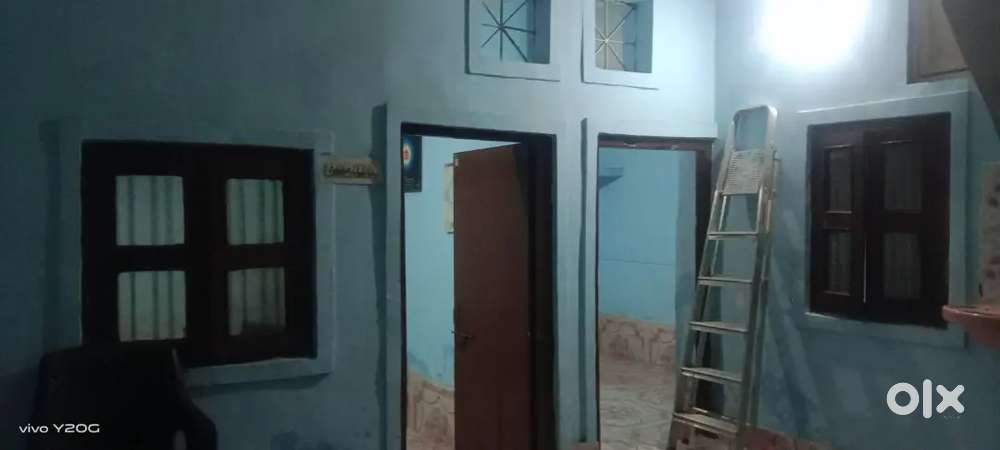 2 BHK floor for rent
