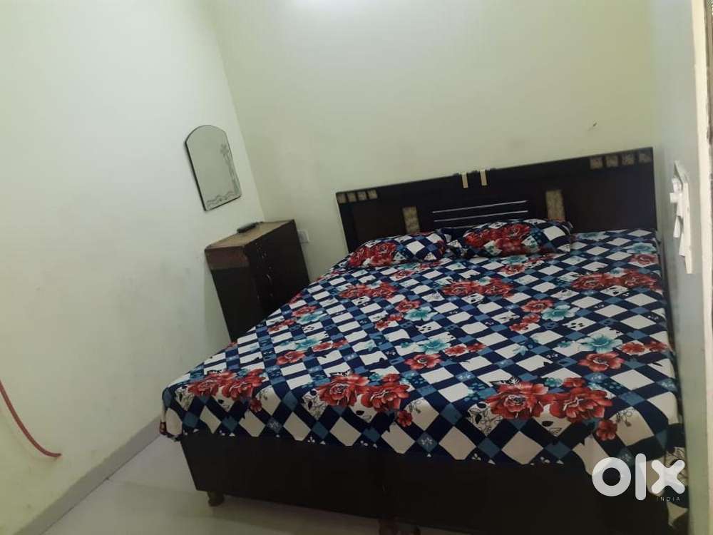 Pg for girls Bed fridge  almirah kitchen