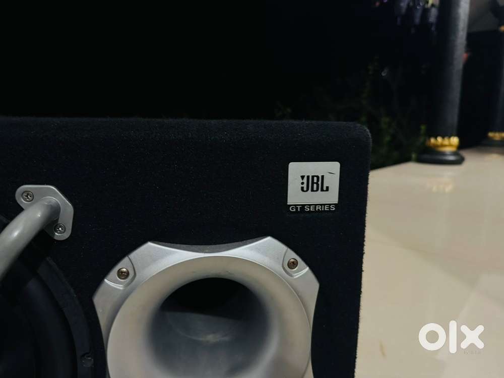 JBL SUBWOOFER