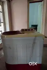 Whirlpool 8kg washing machine in good condition