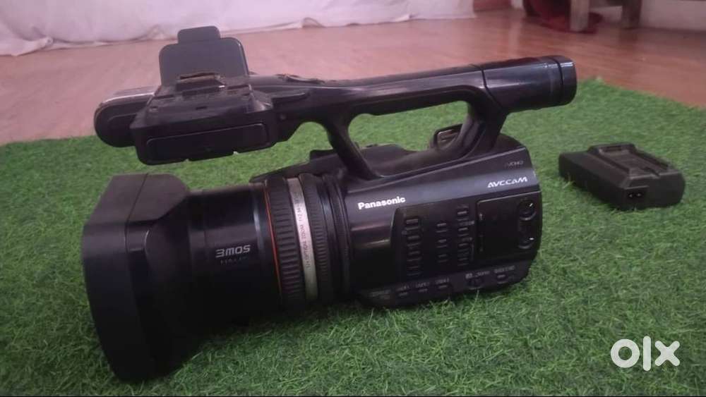 AG - AC90 Video Camera