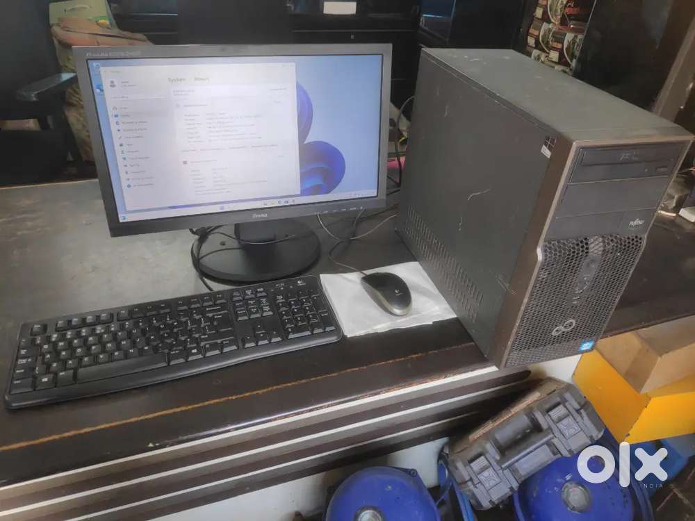 PC COMPUTER SET FUJITSU INTEL I3