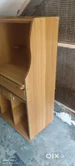 Computer table