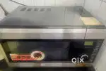 MICROWAVE OVEN WITH CONVECTION