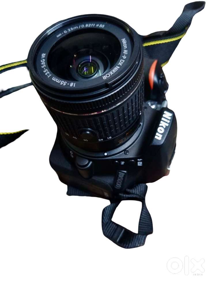 Nikon D5600 dslr camera