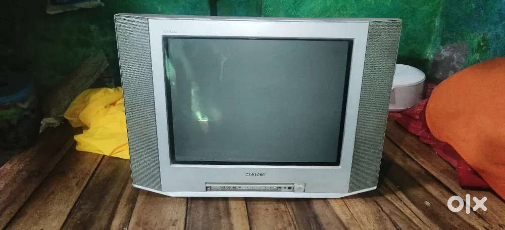 Sony colour TV Double speaker in Tv