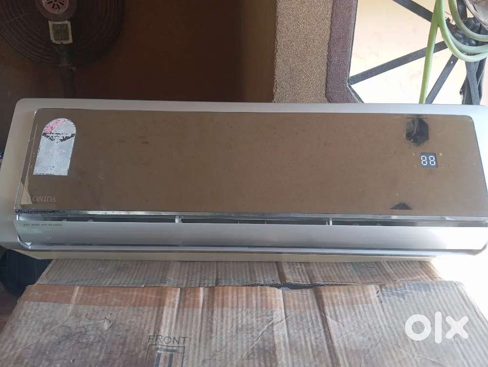 Good condition working no gas... indoor& out door dono