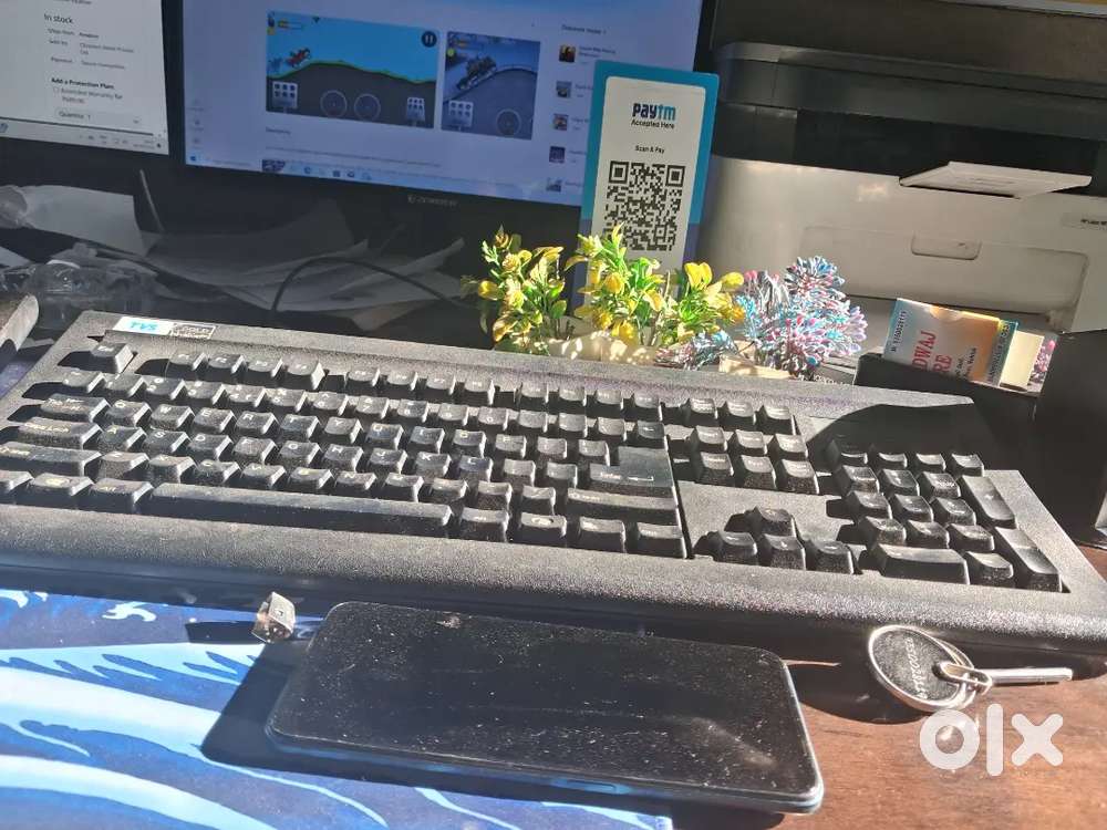 Computer with 24 inch monitor tvs keyboard