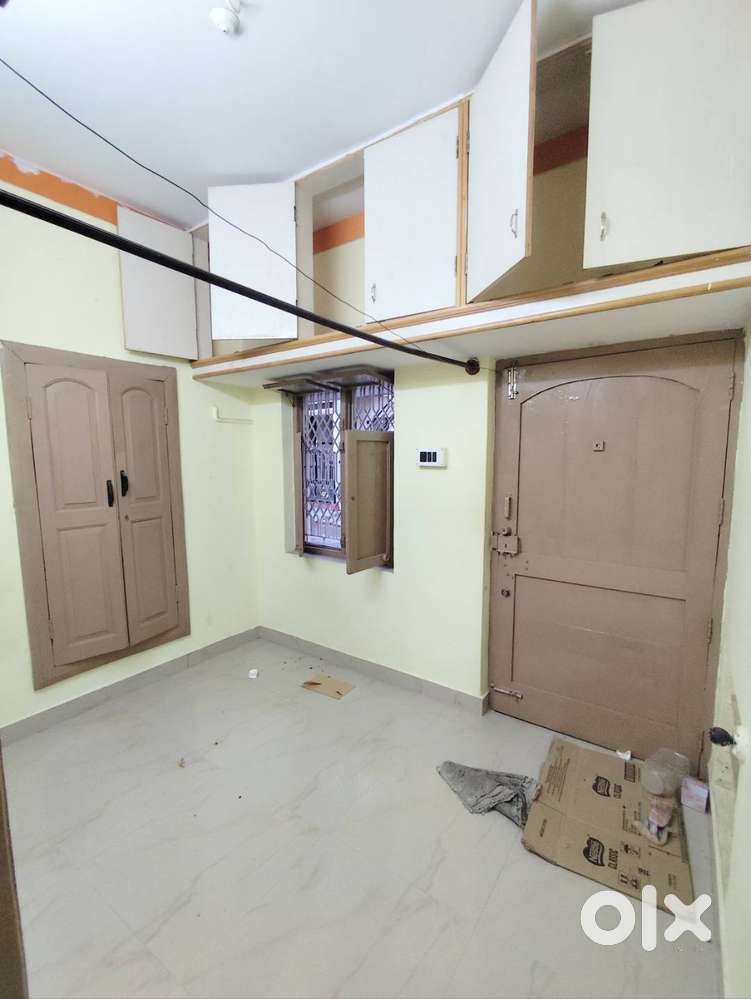 1Bhk house for rent-6k lease 5.5Lakh just 3km to city center