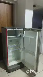 SAMSUNG FRIDGE 2000
