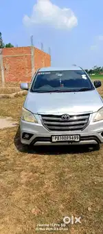 Toyota Innova 2012 Diesel 85000 Km Driven