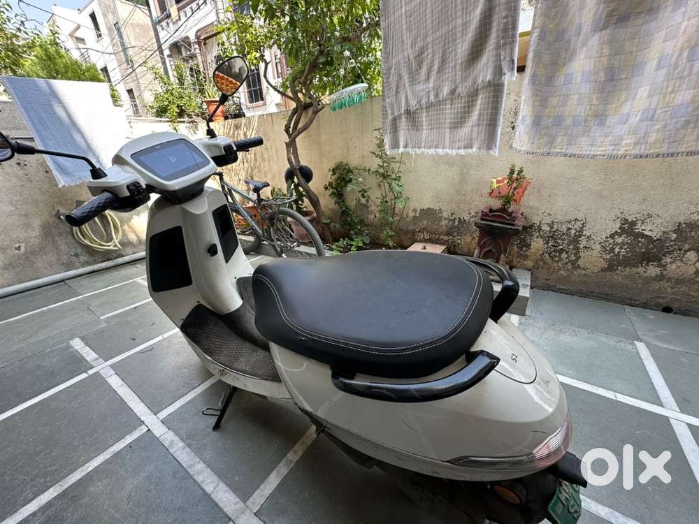 brand new condition in warranty