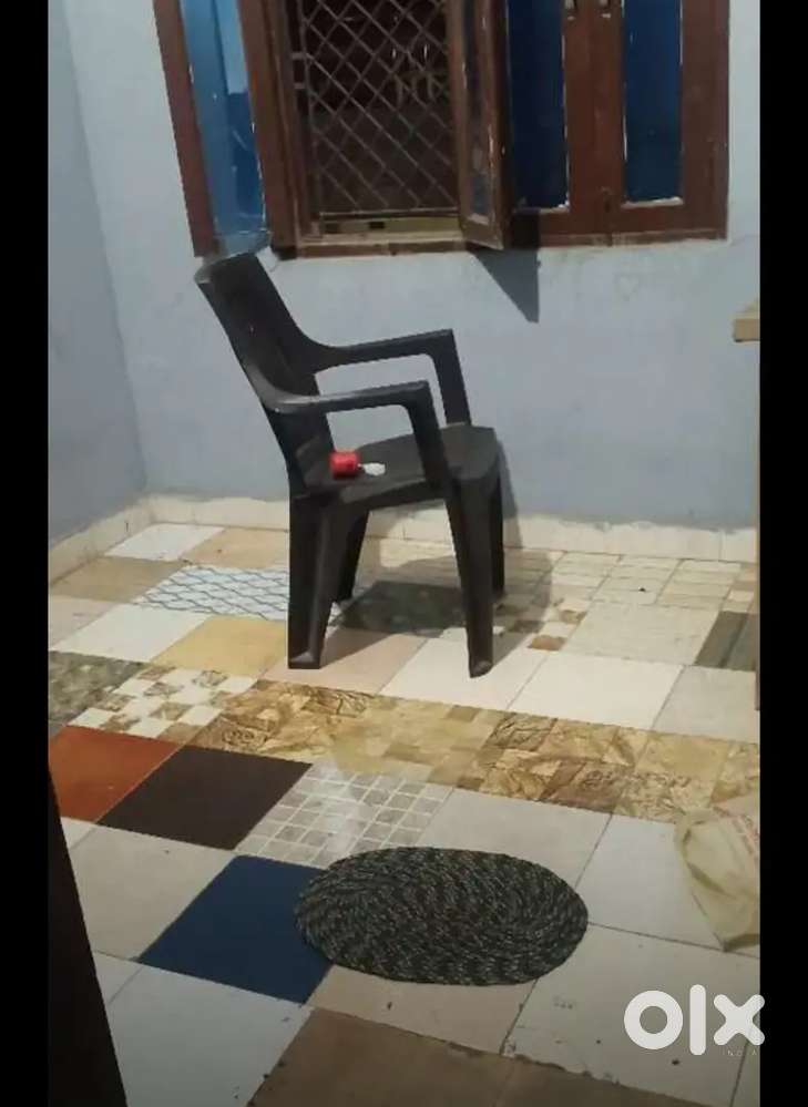 Between age 18 to 25