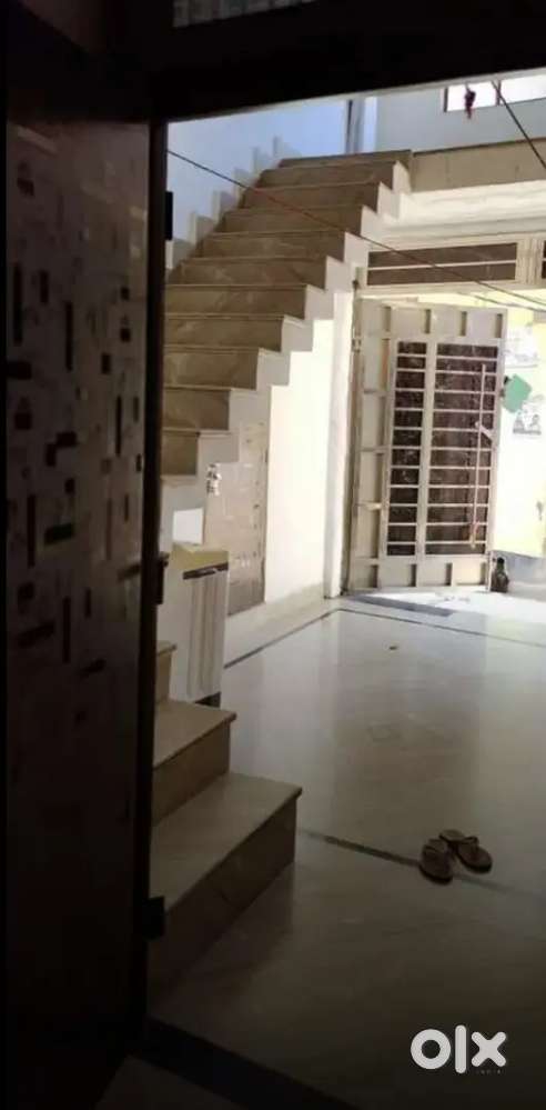 Rent for home two rooms set first floor with bike parking space