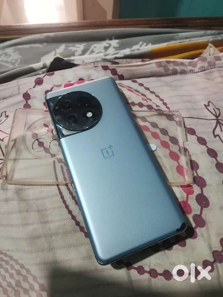 Oneplus 11r 16gb ram 256 storage mobile charger available mint condtin