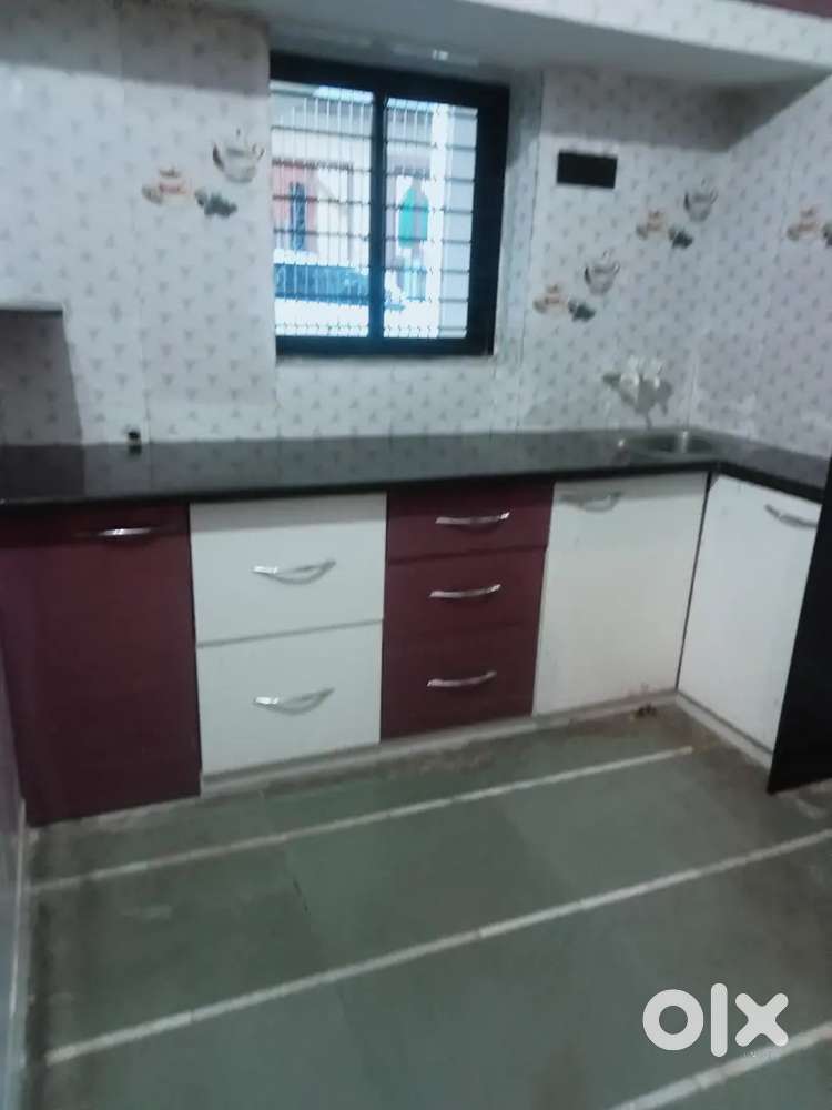 1Bhk House semi furnished Ground floor