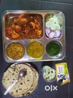 Veg Non Veg momos singer Chaumin roll banane wala Ek Karigar chahie