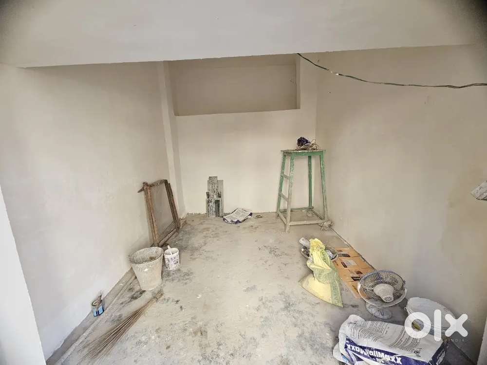 SHOP AT PRIME LOCATION EXHIBITION ROAD BEHIND RBI