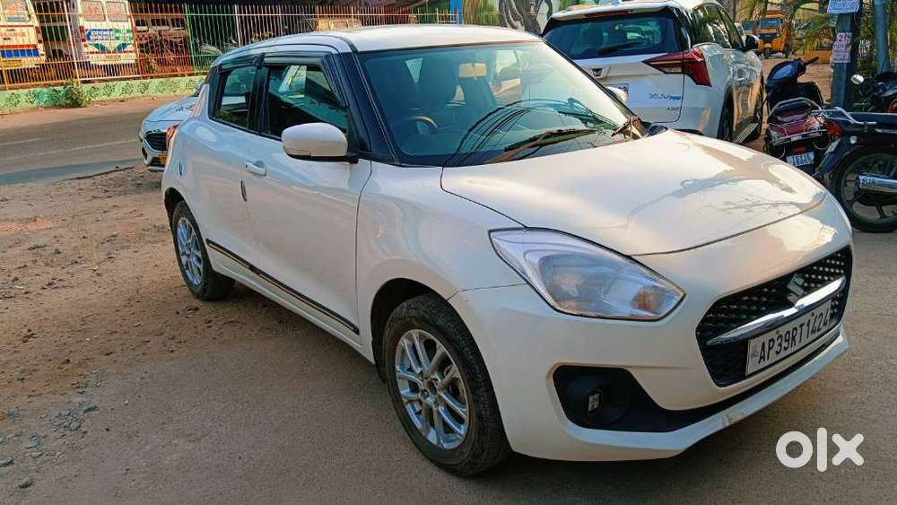 Maruti Suzuki Swift 1.3 ZXI, 2022, Petrol