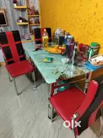 4 seater Dining table