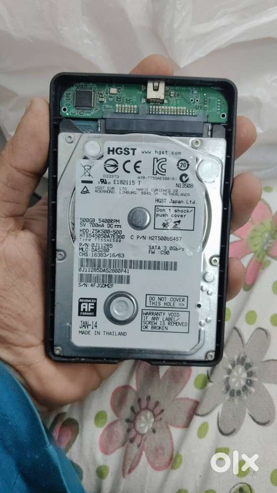 Hgst 500 gb sata portable hard disk