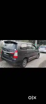 Toyota Innova 2.5 VX 7 STR, 2015, Diesel