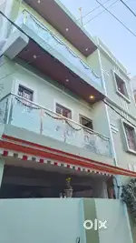Momos bechna h ek ladka chahiye ...