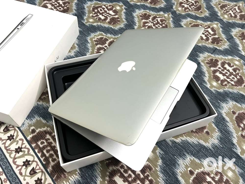 MacBook Air core i5 mint condition