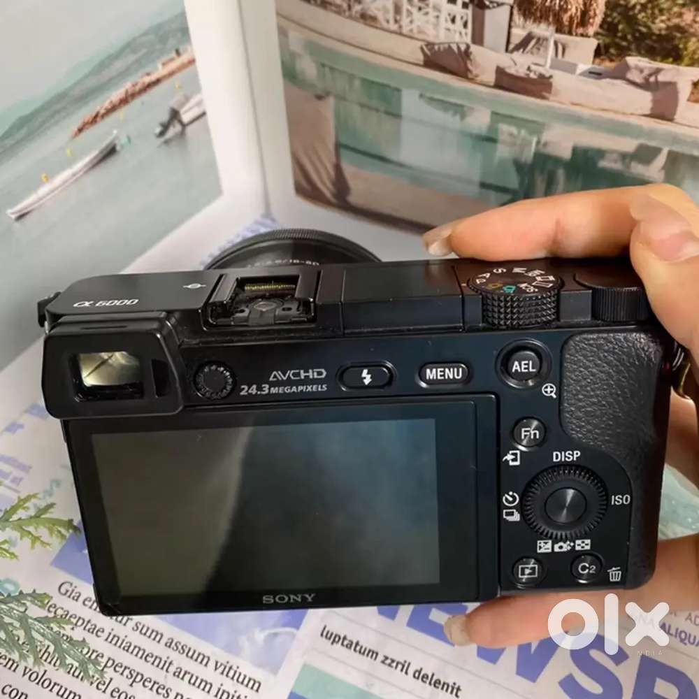 Sony mirorless camera aplha6000