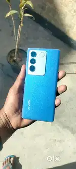 Vivo v27.    8.    128