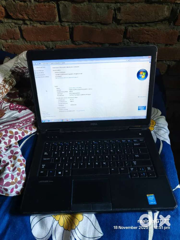 Dell core i5 4th generation 14 inch size Dolby Atmos laptop