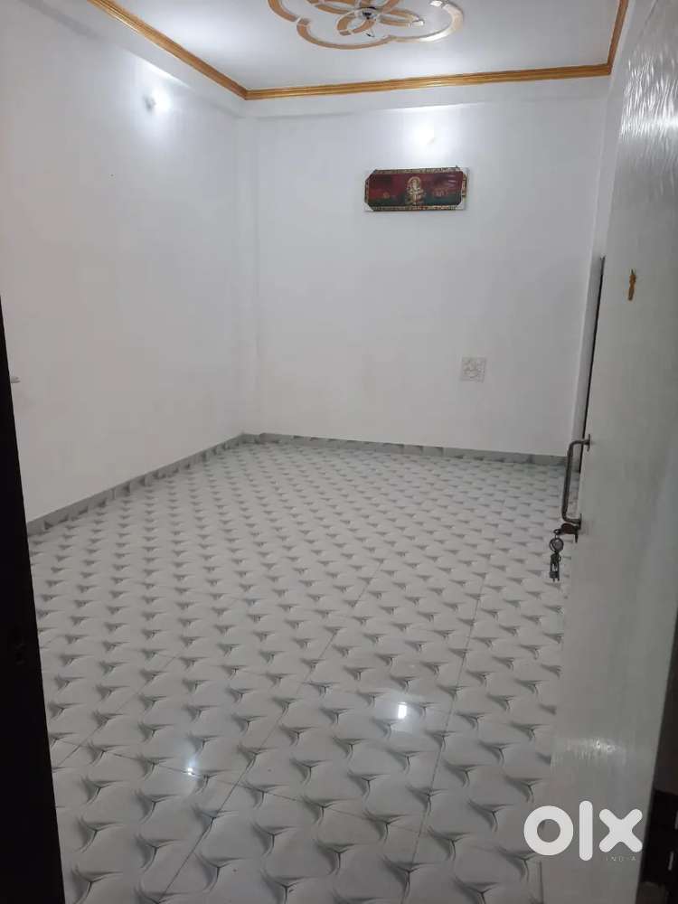 2 Luxurious rooms both with attached bathroom and a big kitchen.