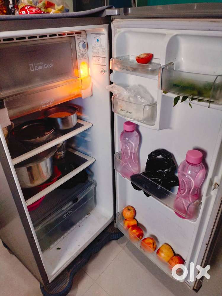Want to sale my LG fridge 7 years old