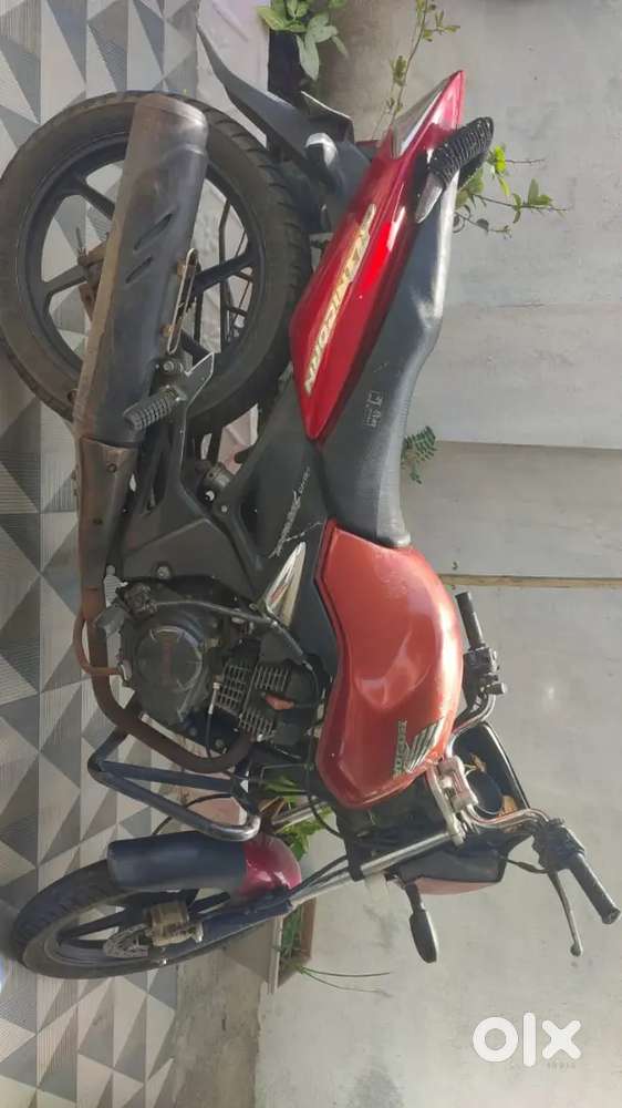 Honda unicorn red colour n