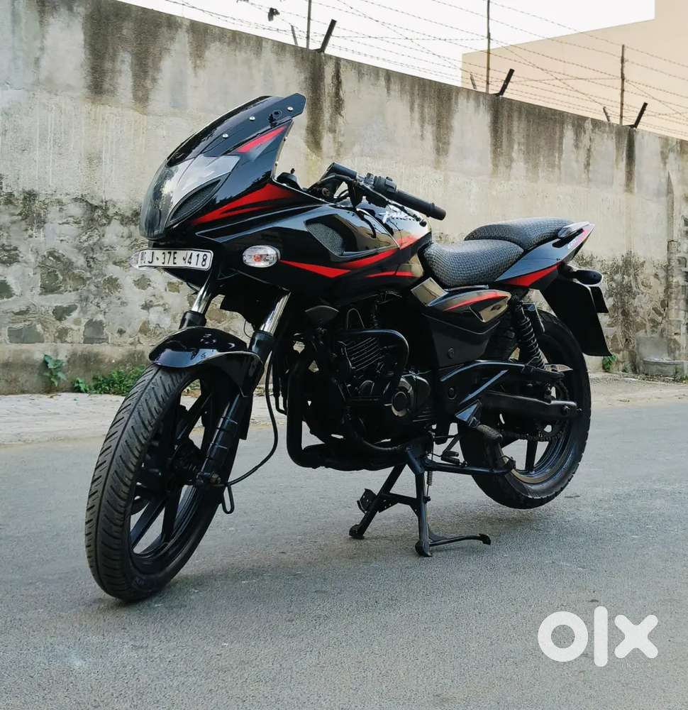 Mahadev bikes rajkot 80 feet road Laxmiwadi main road opp anand bakery