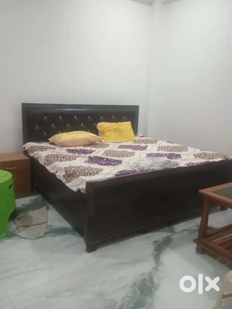 1hal 1 bedroom 2 bathroom  balcony