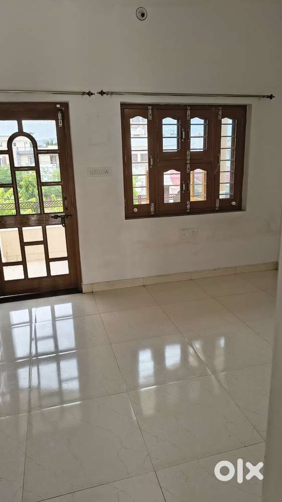2 Bedroom Kitchen for Rent, Sector -14