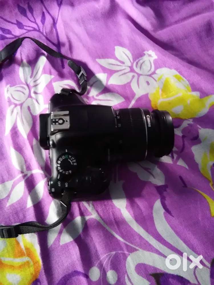 Canon 1300D with 75-300 mm lens