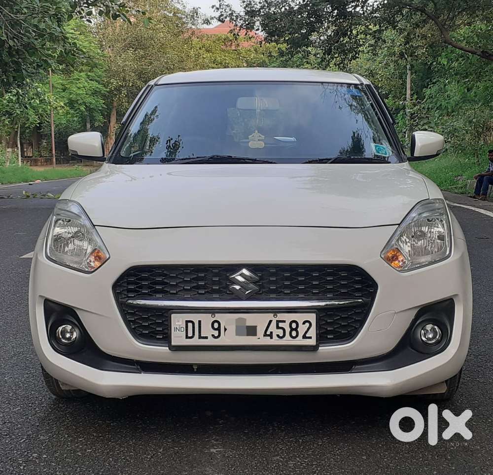Maruti Suzuki Swift VXi + Manual, 2022, Petrol