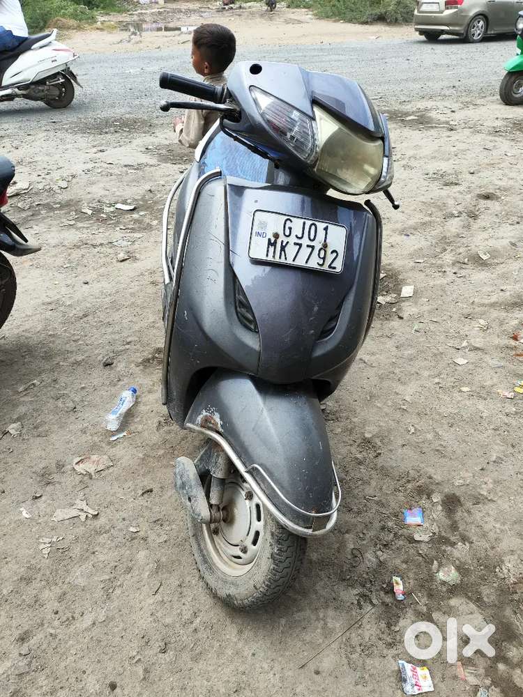 Honda Activa Black Model Dec-2010