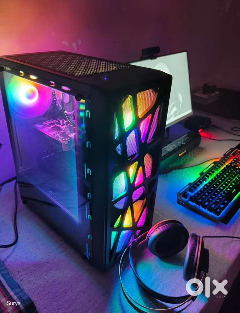 New Complete cpu with graphics card and keyboard mouse