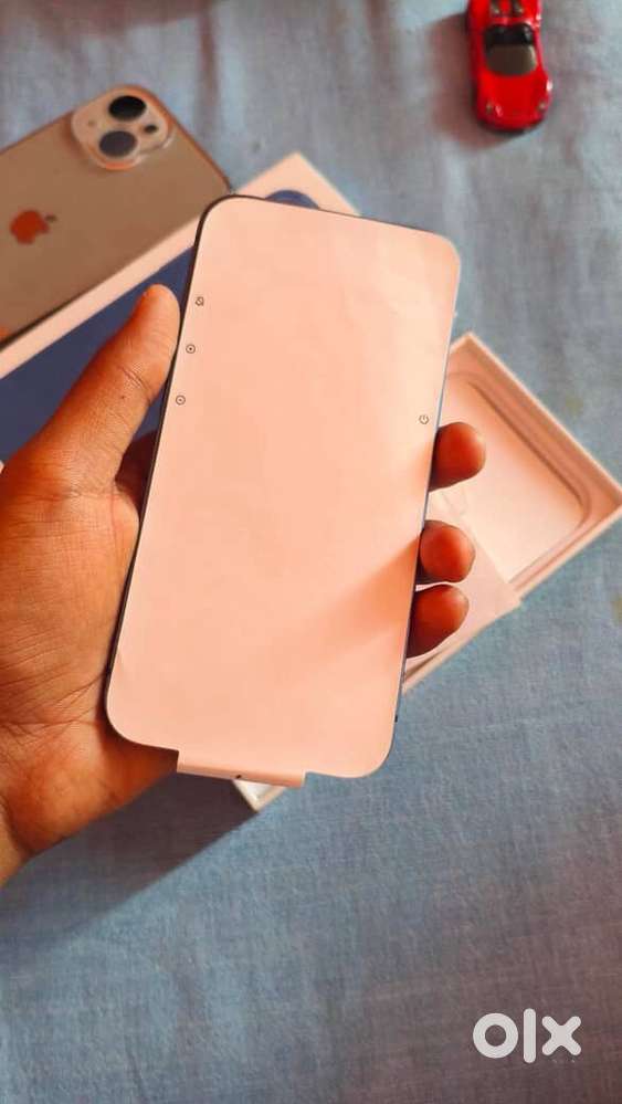 I phone 13 good and new condition only foldr chnge GX disply face id