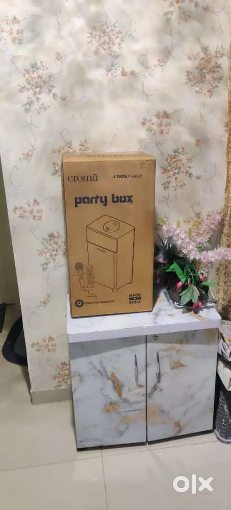 Croma party box