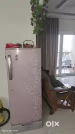 Good condition LG 235 Litres refrigerator is for sale