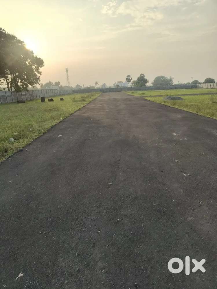 Near by Foodball acedmy ecr bybass to 2kilometers near by sivan temple