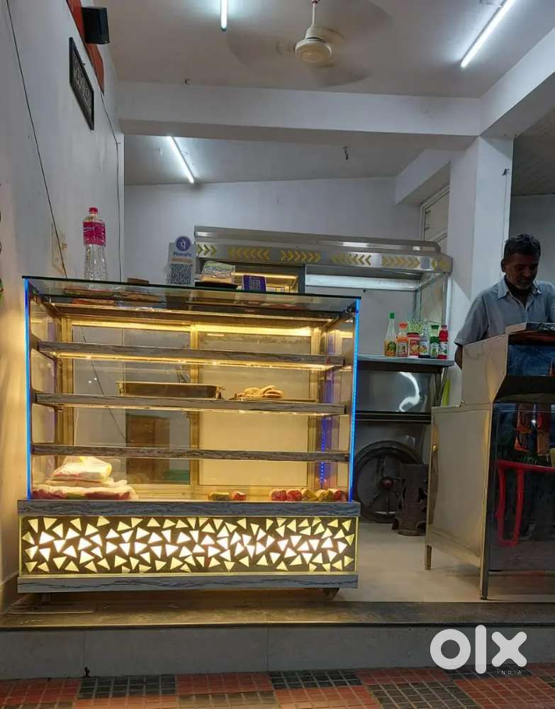 Bakery shelf