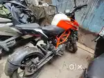 KTM 125 Duke less Driven bike new condition