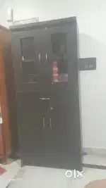 Crockery unit